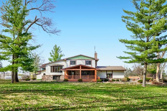5696 170th Street N, Hugo, MN 55038