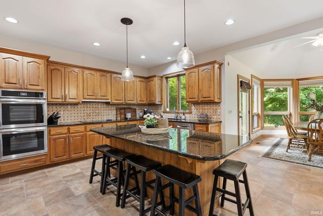 11120 Creekwood Court, Fort Wayne, IN 46814