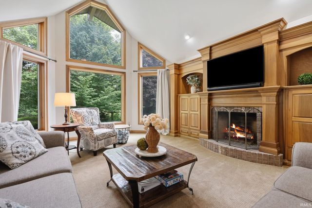 11120 Creekwood Court, Fort Wayne, IN 46814