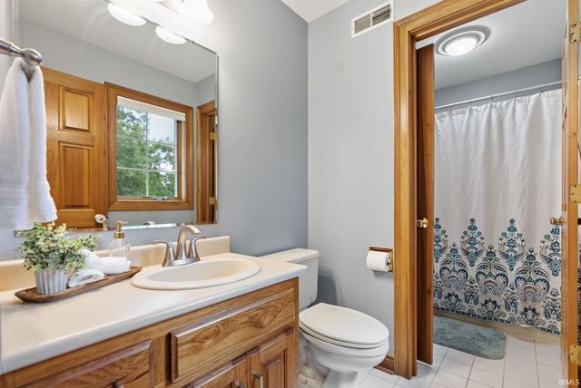 11120 Creekwood Court, Fort Wayne, IN 46814