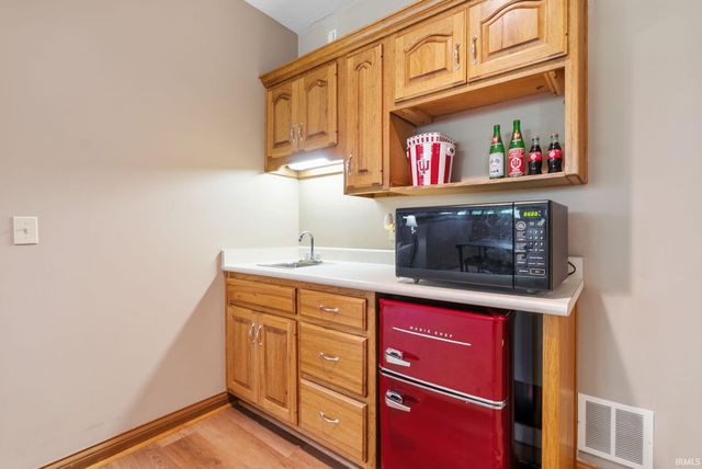 11120 Creekwood Court, Fort Wayne, IN 46814