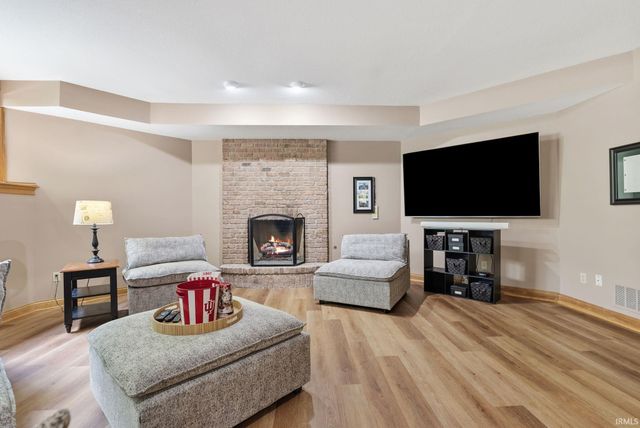 11120 Creekwood Court, Fort Wayne, IN 46814