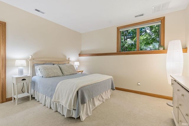 11120 Creekwood Court, Fort Wayne, IN 46814