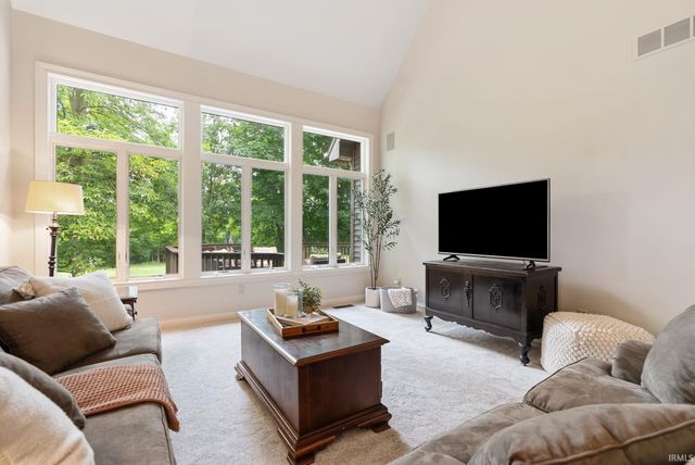 11120 Creekwood Court, Fort Wayne, IN 46814