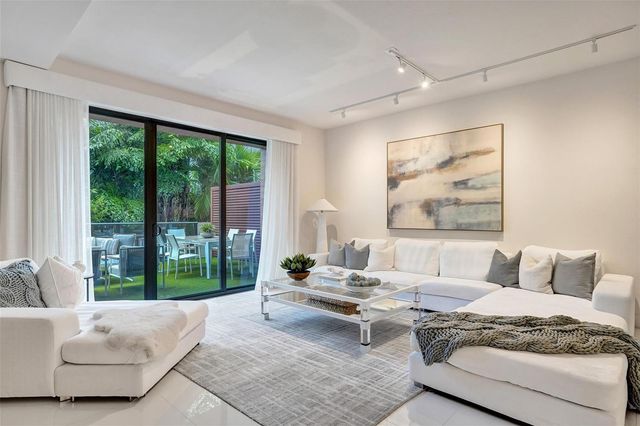 3030 N Ocean Boulevard S104, Fort Lauderdale, FL 33308