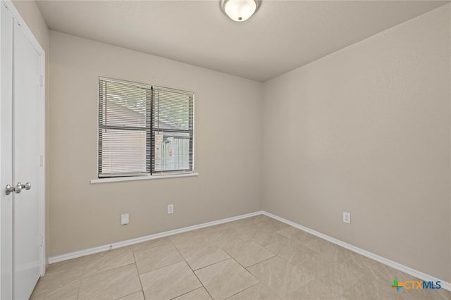 1101 E Avenue O, Belton, TX 76513