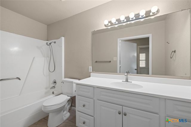1101 E Avenue O, Belton, TX 76513