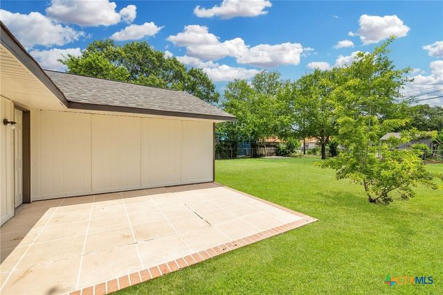 1101 E Avenue O, Belton, TX 76513