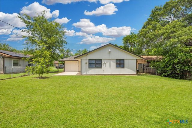 1101 E Avenue O, Belton, TX 76513