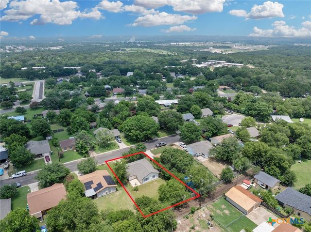 1101 E Avenue O, Belton, TX 76513