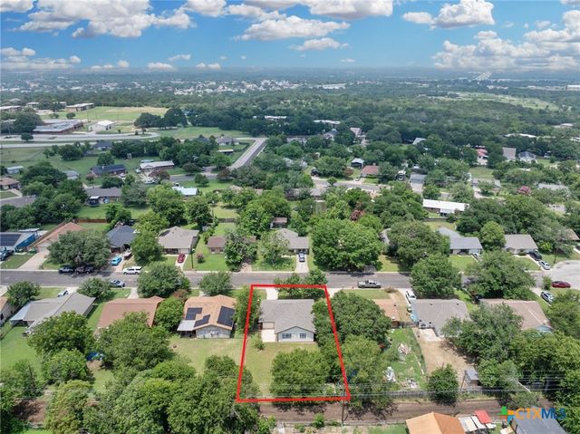 1101 E Avenue O, Belton, TX 76513