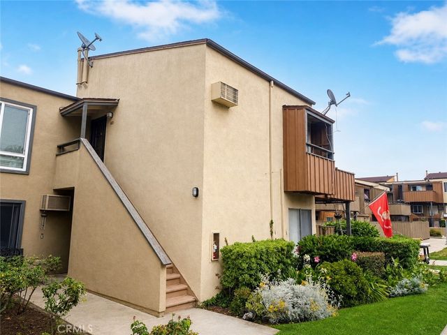 1001 W Stevens 409, Santa Ana, CA 92707