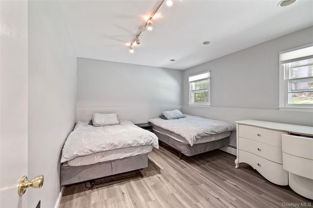 29 Skylark Drive, Monsey, NY 10977