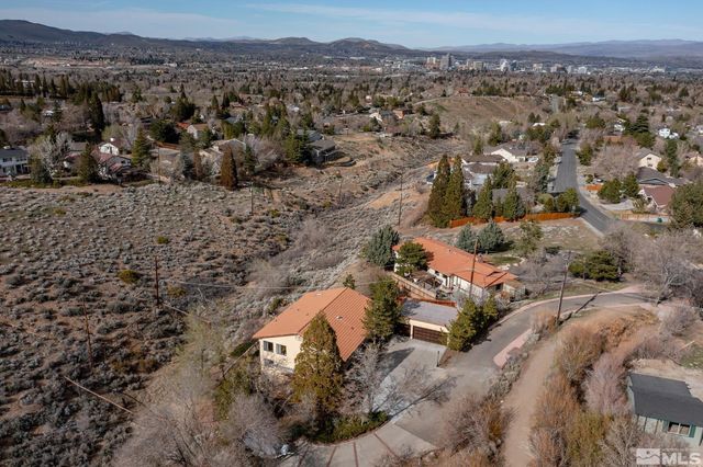3075 Markridge Drive, Reno, NV 89509