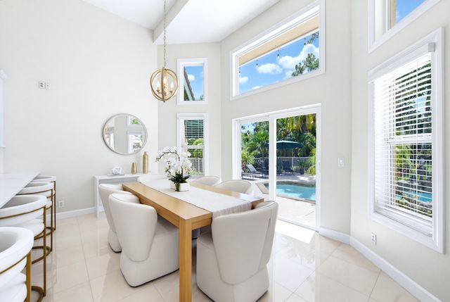 7638 NW 51ST Place, Coral Springs, FL 33067