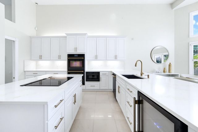 7638 NW 51ST Place, Coral Springs, FL 33067