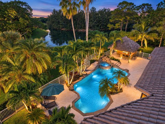 7638 NW 51ST Place, Coral Springs, FL 33067