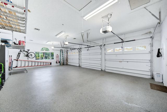 7638 NW 51ST Place, Coral Springs, FL 33067