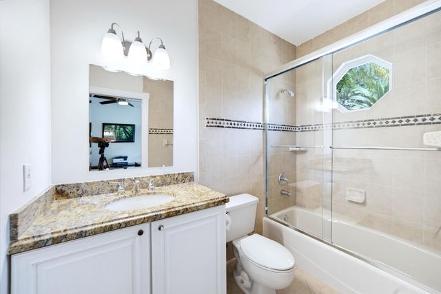7638 NW 51ST Place, Coral Springs, FL 33067