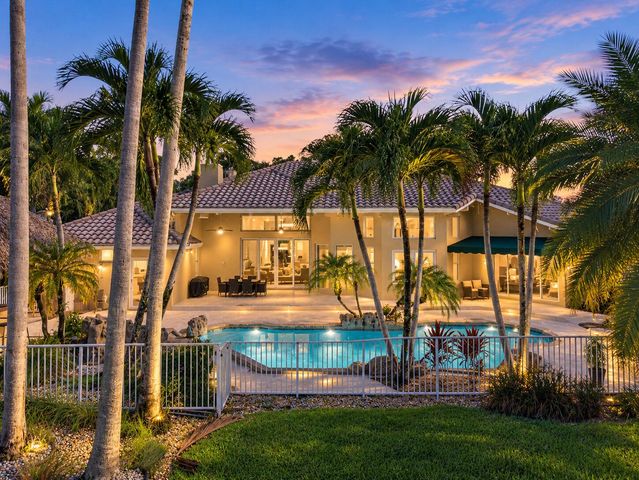 7638 NW 51ST Place, Coral Springs, FL 33067