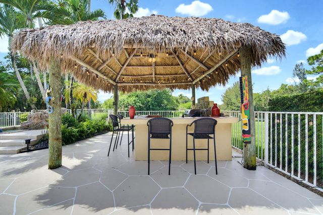 7638 NW 51ST Place, Coral Springs, FL 33067
