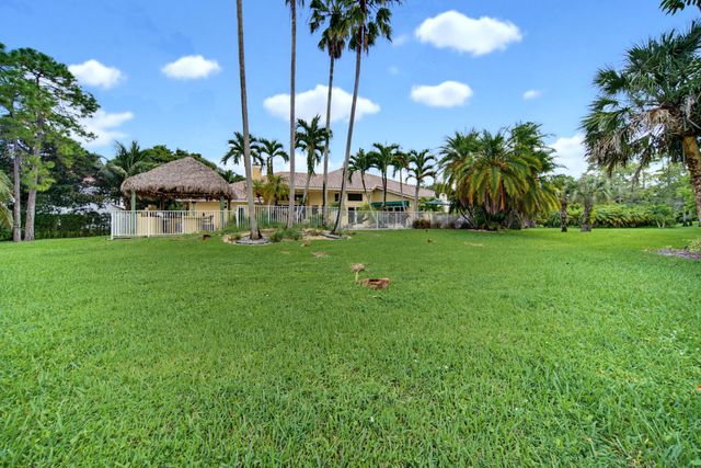 7638 NW 51ST Place, Coral Springs, FL 33067
