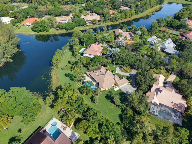 7638 NW 51ST Place, Coral Springs, FL 33067