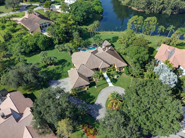 7638 NW 51ST Place, Coral Springs, FL 33067