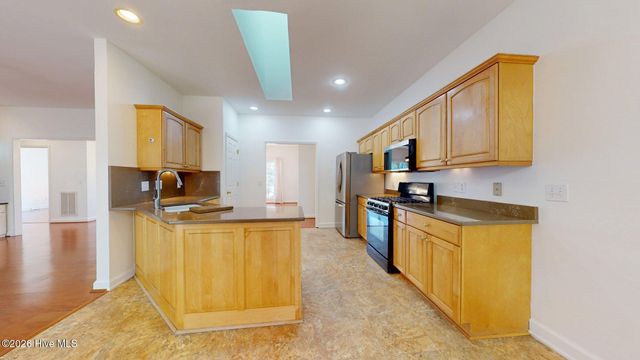 30 Steeplechase Court, Southern Pines, NC 28387