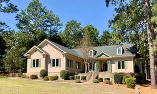 30 Steeplechase Court, Southern Pines, NC 28387