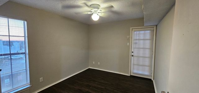 9520 Royal Lane 305A, Dallas, TX 75243