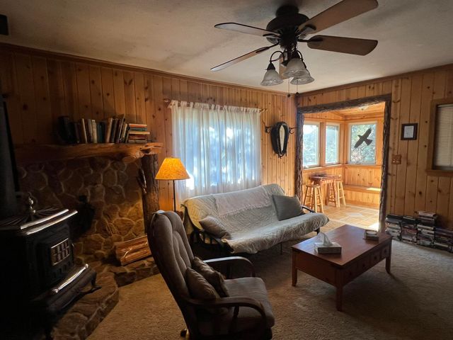 109 S 3rd Avenue S, Chiloquin, OR 97624