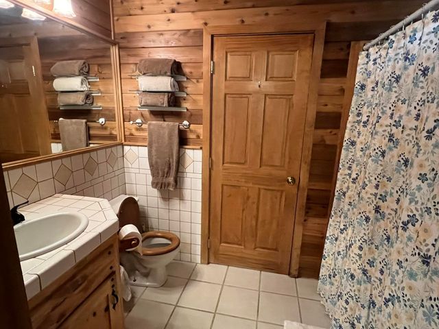 109 S 3rd Avenue S, Chiloquin, OR 97624