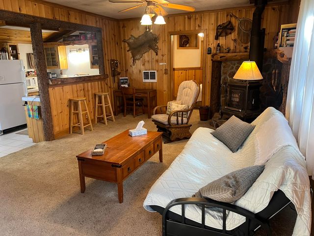 109 S 3rd Avenue S, Chiloquin, OR 97624