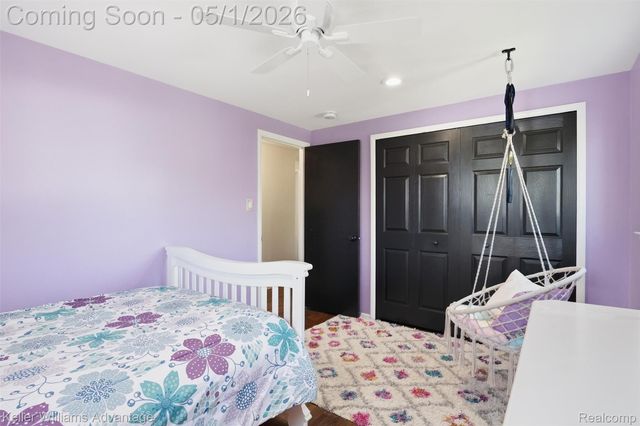 16601 Golfview Street, Livonia, MI 48154