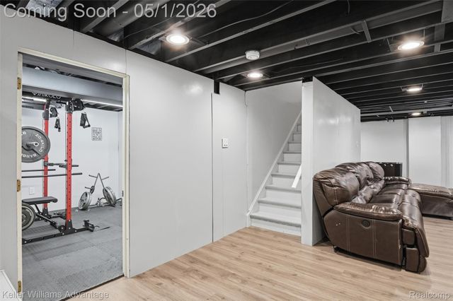 16601 Golfview Street, Livonia, MI 48154