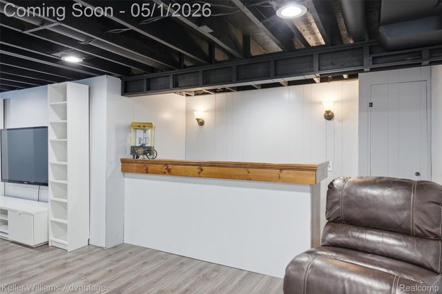 16601 Golfview Street, Livonia, MI 48154