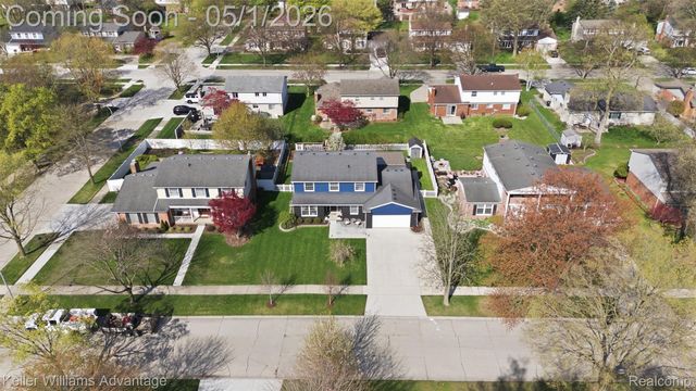 16601 Golfview Street, Livonia, MI 48154