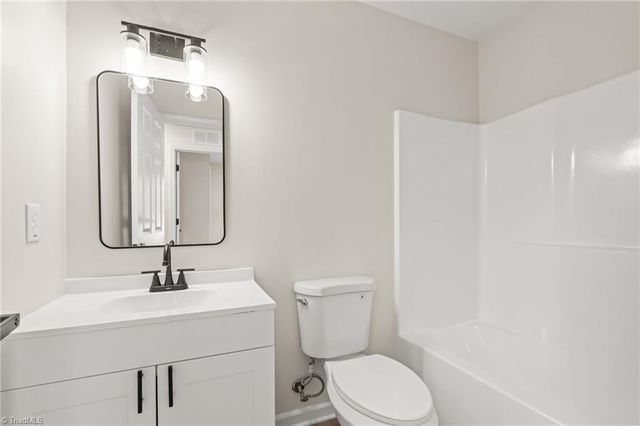 409 S Fayetteville Street, Liberty, NC 27298