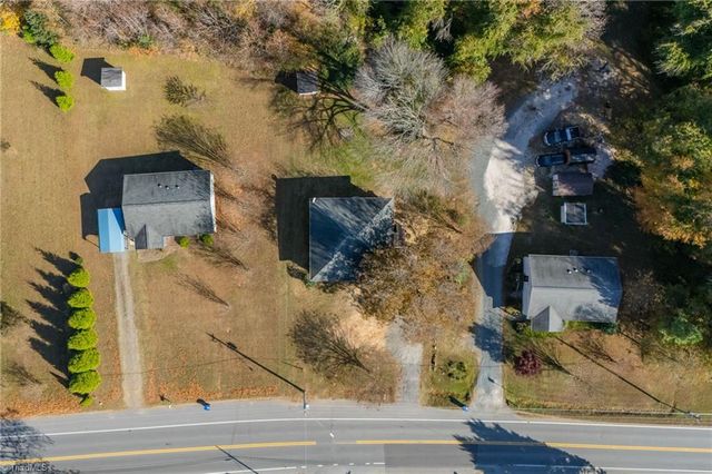 409 S Fayetteville Street, Liberty, NC 27298