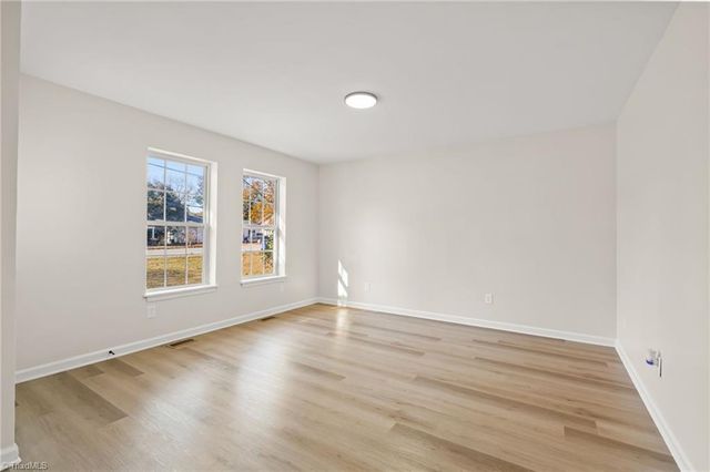 409 S Fayetteville Street, Liberty, NC 27298