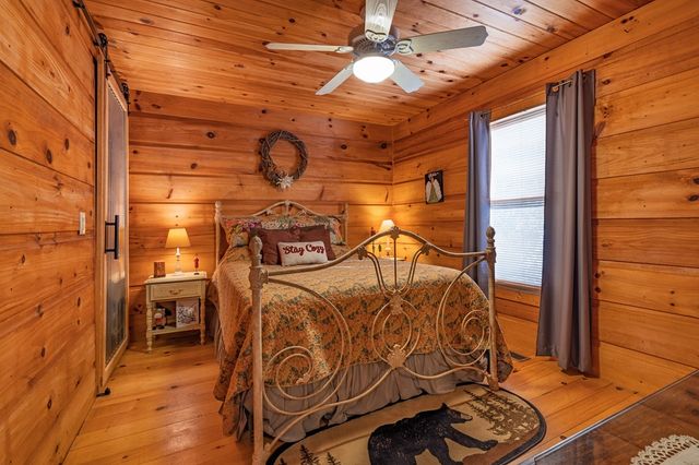 659 Kells Ridge Drive, Ellijay, GA 30540