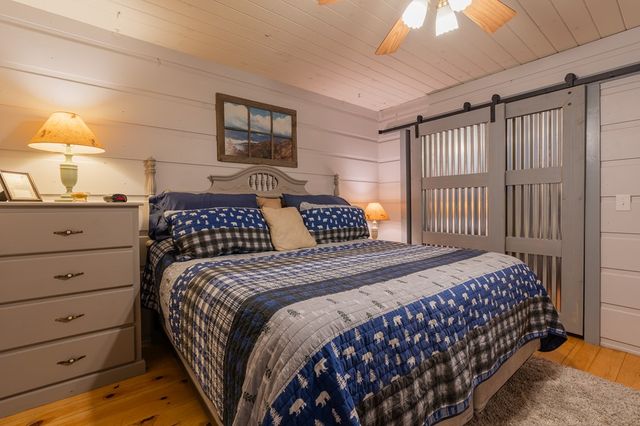 659 Kells Ridge Drive, Ellijay, GA 30540