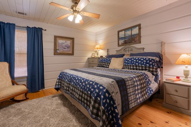 659 Kells Ridge Drive, Ellijay, GA 30540