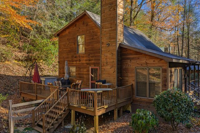 659 Kells Ridge Drive, Ellijay, GA 30540