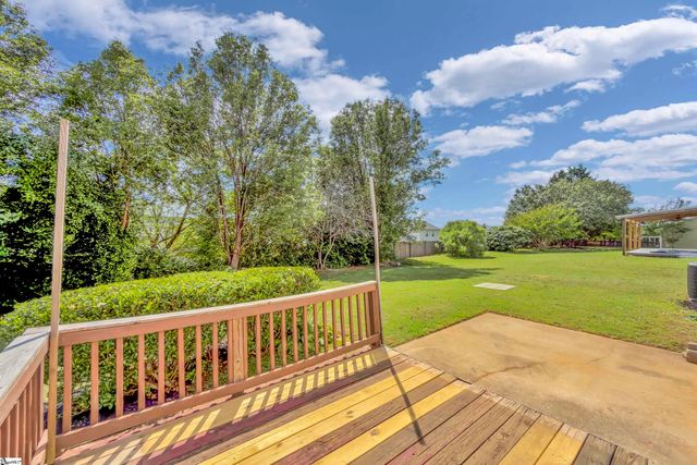 342 Riverside Chase Circle, Greer, SC 29650