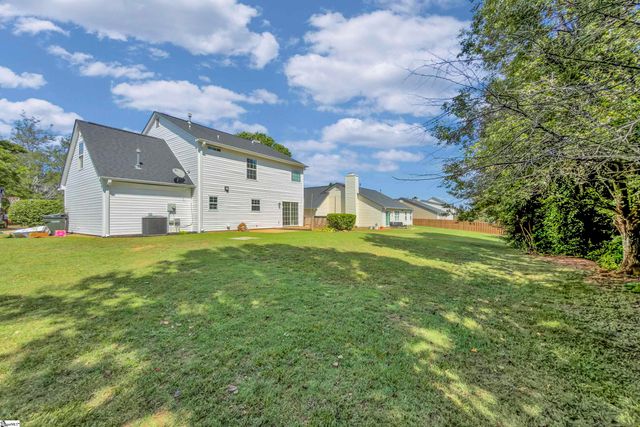 342 Riverside Chase Circle, Greer, SC 29650