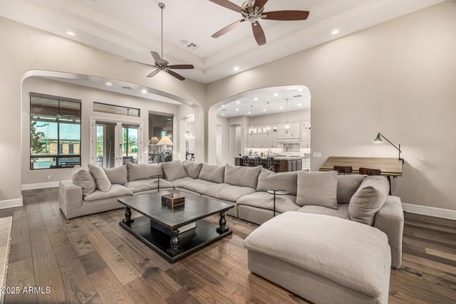 5745 S TOPAZ Place, Chandler, AZ 85249