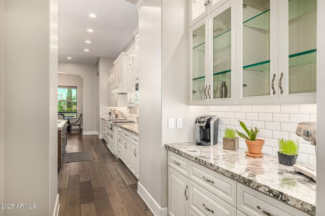 5745 S TOPAZ Place, Chandler, AZ 85249