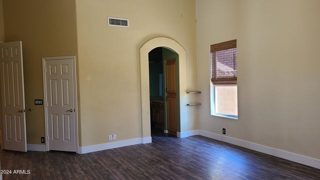 14206 S 12th Place, Phoenix, AZ 85048